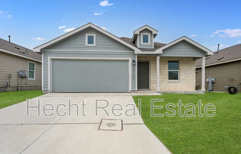 4 bed, 2.0 bath, 1667 sqft, $1,600 — Photo 2