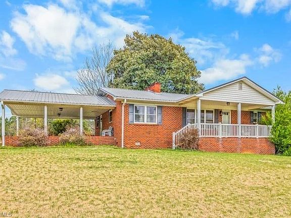 2nd image of 6585 Scarlet Oak Dr