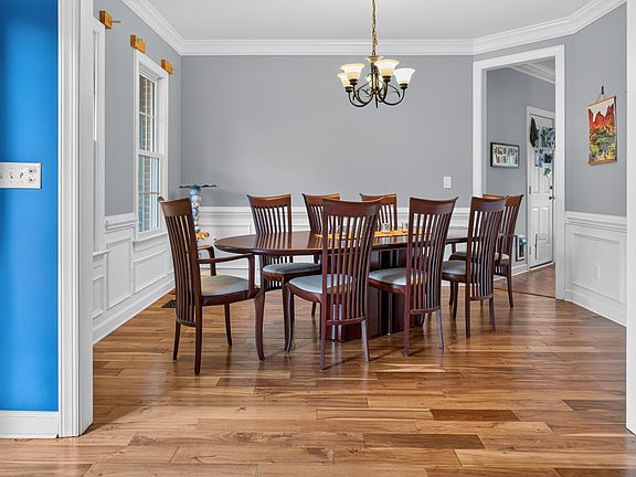 2nd image of 6108 Tiffield Way
