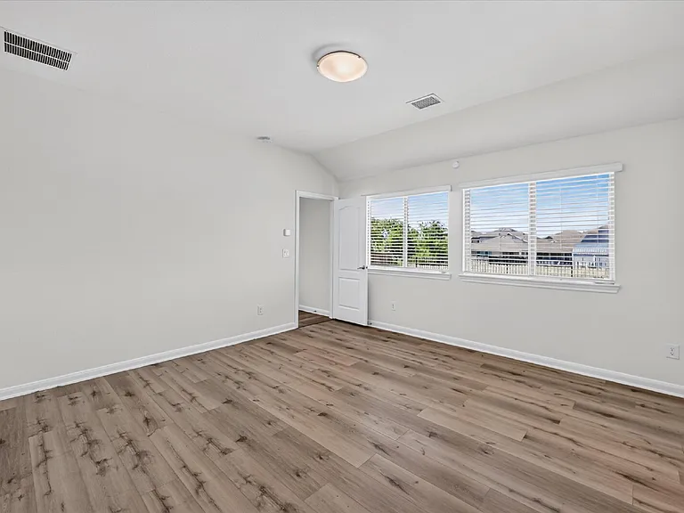1261 Rosebush Rd — Photo 12