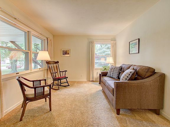 2nd image of 7236 N Navajo Ave