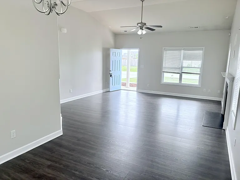 174 Moonstone Ct — Photo 10