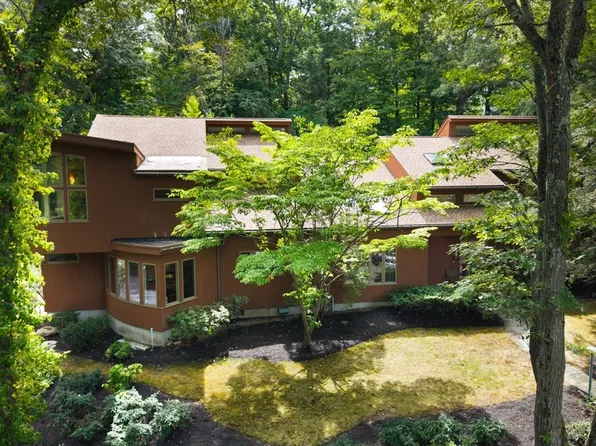 40 Warren St, Newton, MA 02459