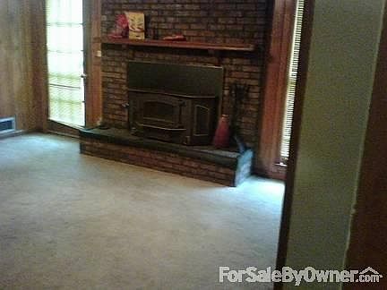 3rd image of 785 E Broad St