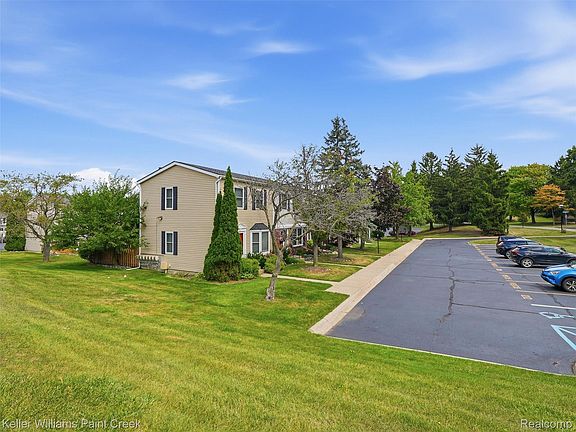 2nd image of 1208 Lear Ct