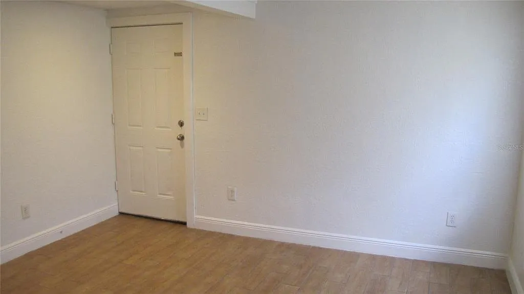 2 bed, 1.0 bath, 480 sqft, $1,600 — Photo 3