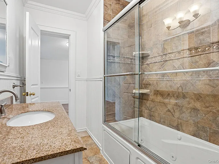 109 Hillside Pl #2 — Photo 11