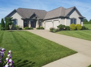 8976 Providence Pl NW, Sugarcreek, OH 44681