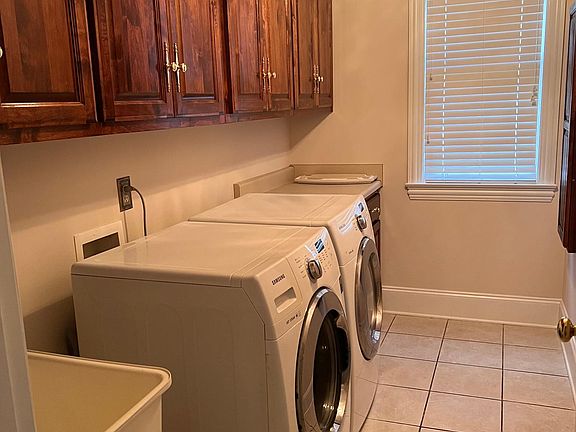 5th image of 3222 Postoak Dr NW
