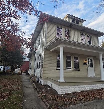 2nd image of 33 Johnson St
