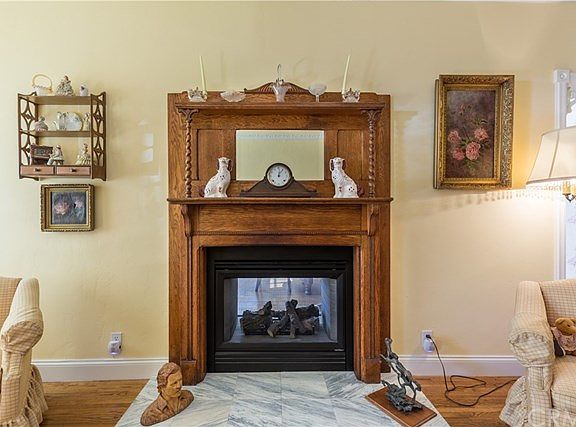3rd image of 13433 Olive Dr