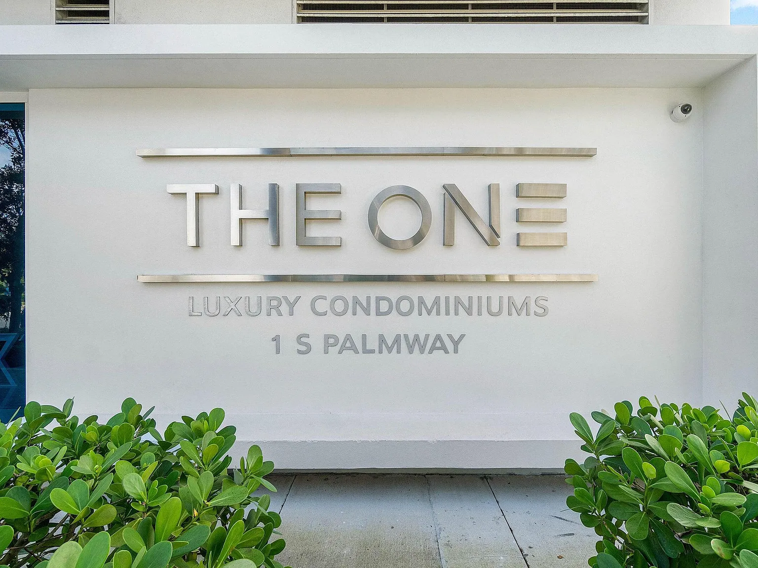 2 bed, 2.0 bath, 1259 sqft, $5,500 — Photo 3