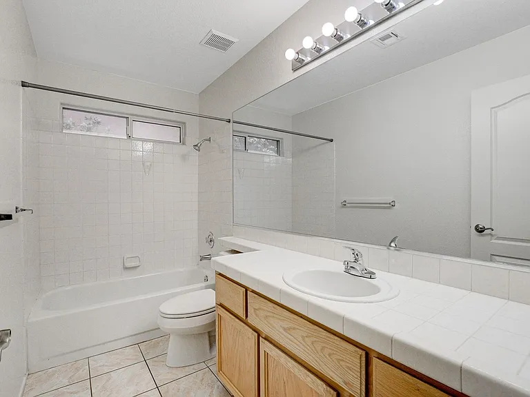 8621 Sierra Cima Ln — Photo 22