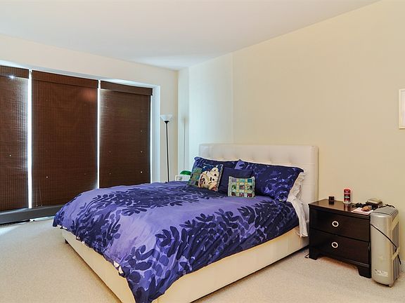 5th image of 130 N Garland Ct APT 1403