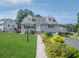 32 Vivian Ave, Emerson, NJ 07630