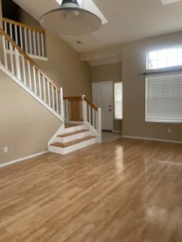 1677 Klipspringer Dr — Photo 2