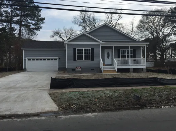 313 Beechdale Rd, Portsmouth, VA 23701