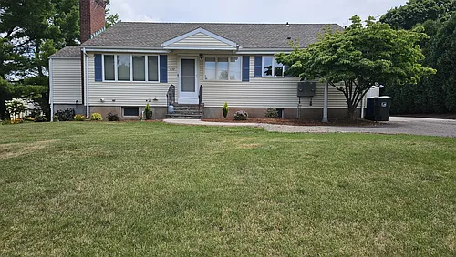 1632 Willard Ave Photo 1