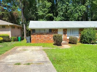 561 Blendwood Dr, Charlotte, NC 28215
