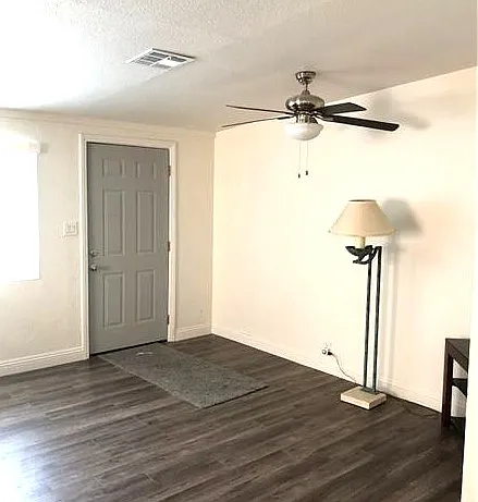 5 bed, 2227 sqft, $3,495 — Photo 3