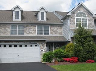 2861 Oakwood Dr, Harrisburg, PA 17110