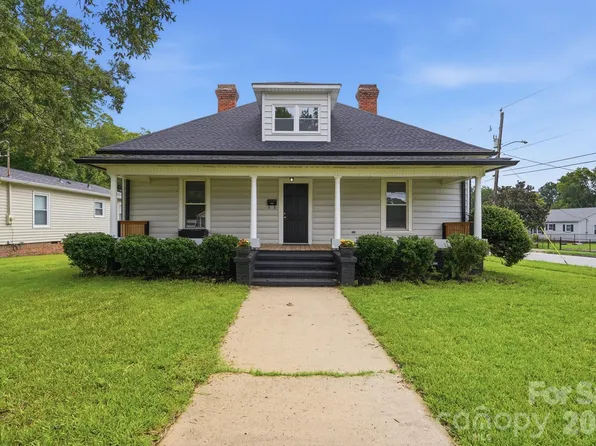 327 S Spruce St, Rock Hill, SC 29730