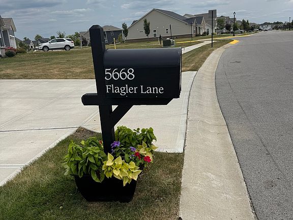 4th image of 5668 Flagler Ln