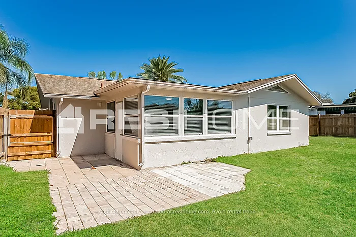 7230 Lincoln Park Ln — Photo 14