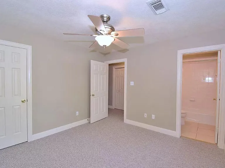 504 Texas St #B — Photo 20
