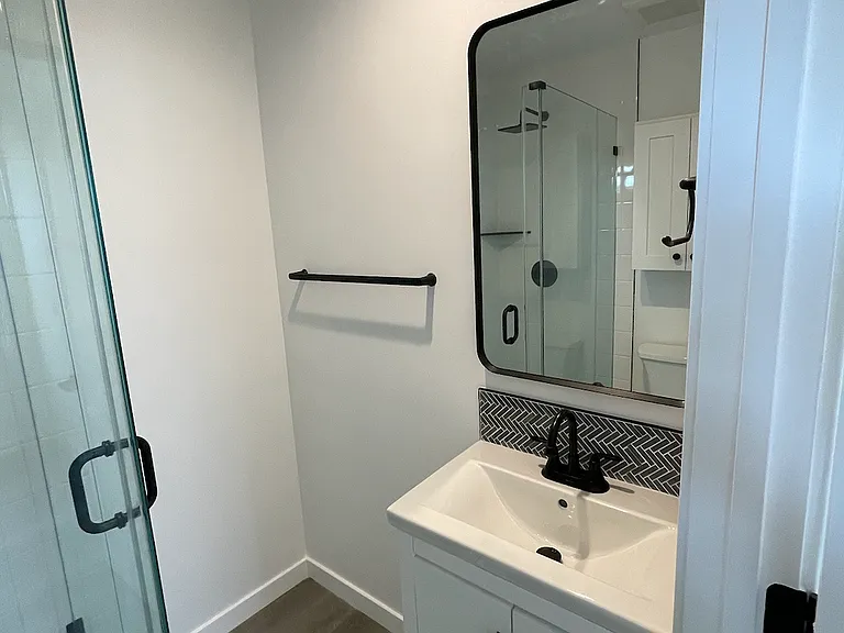 931 Horne Pl #2 — Photo 7