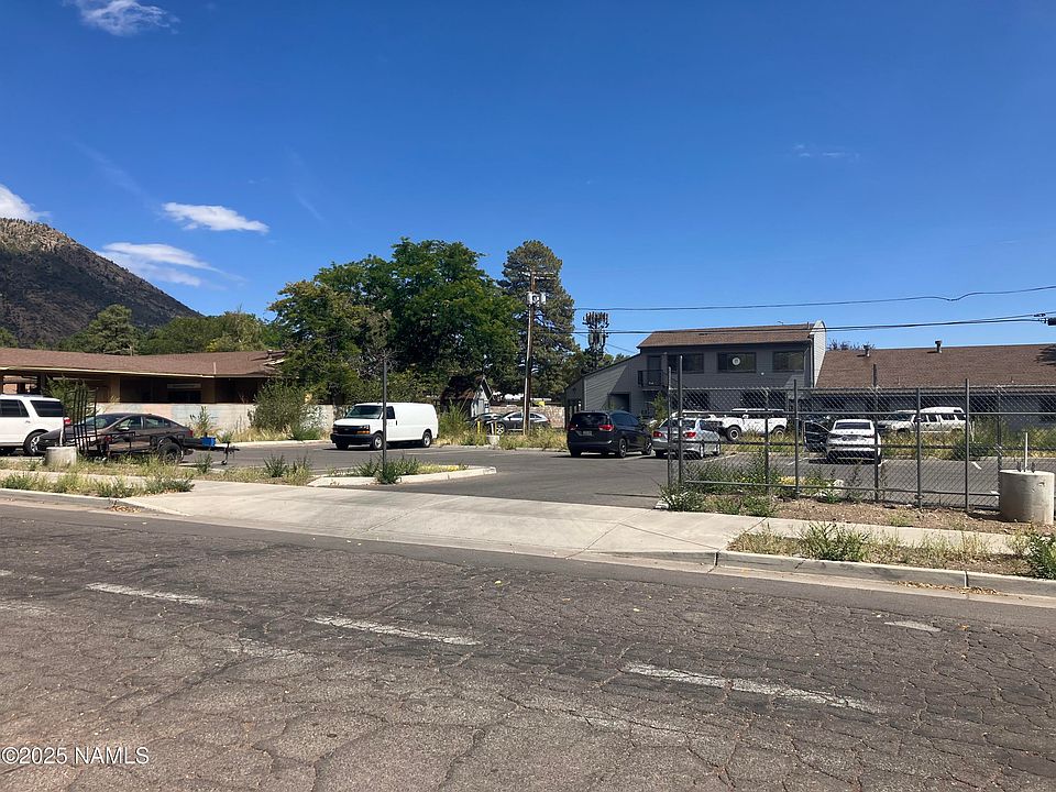 2nd image of 2614 N 3rd St