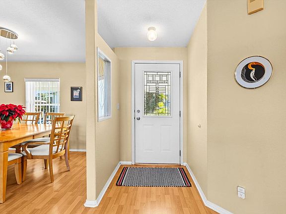 5th image of 8162 13th Hole Drive