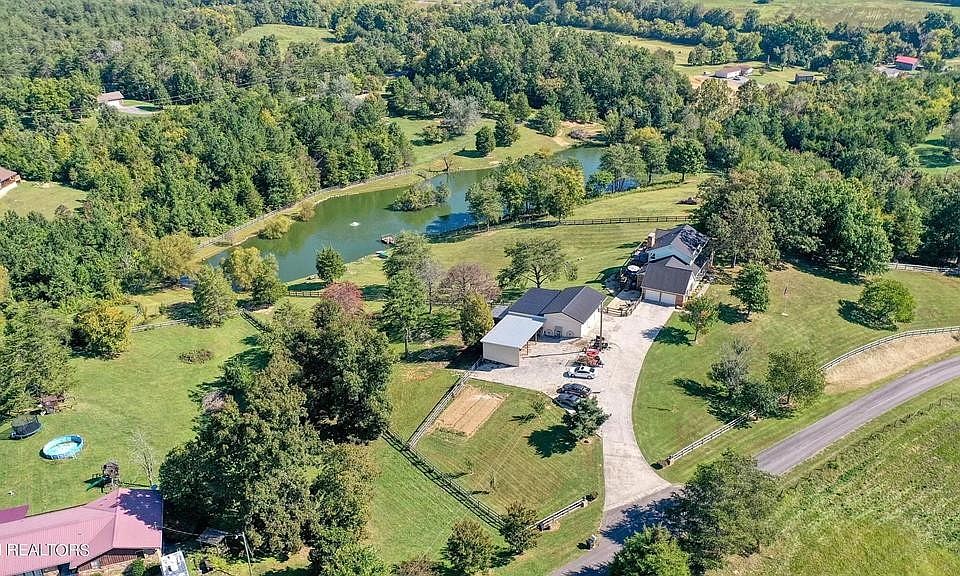 1st image of 2740 Angela Dr