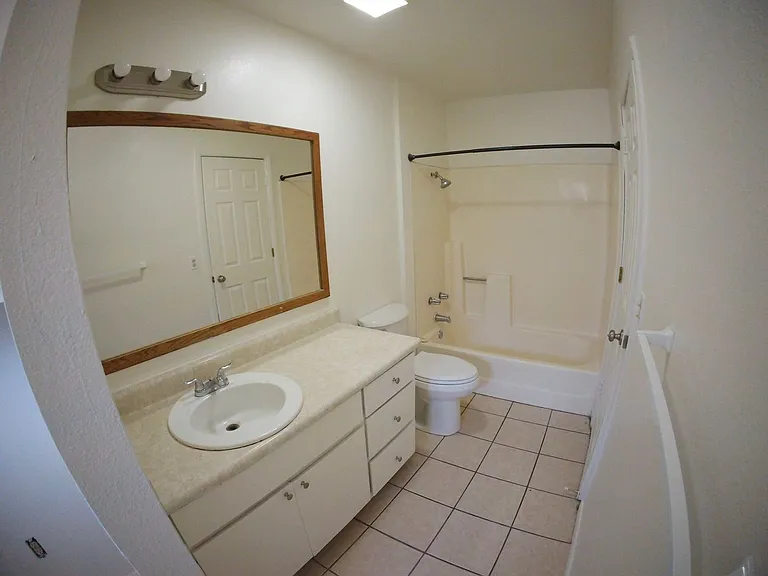2905 N 3rd St #1 — Photo 8