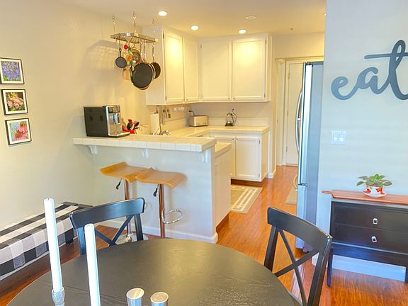 3rd image of 1704 Gamay Pl
