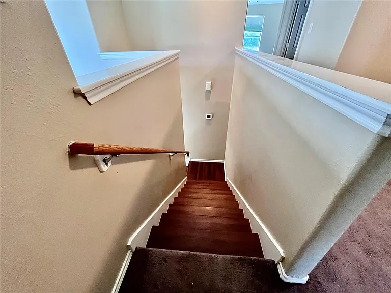 2811 Hackamore Hollow Ln — Photo 15