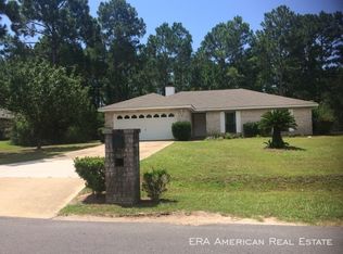 7431 Olympia St, Navarre, FL 32566