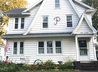 160 Colebourne Rd, Rochester, NY 14609
