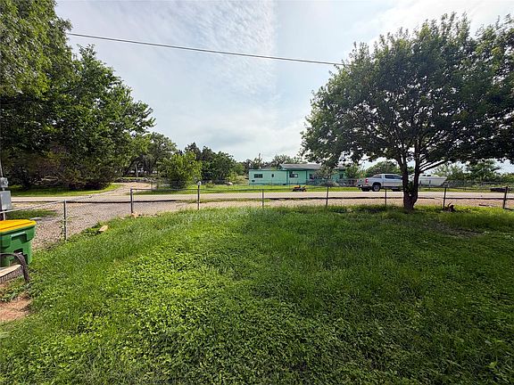 4th image of 539 Scott Way