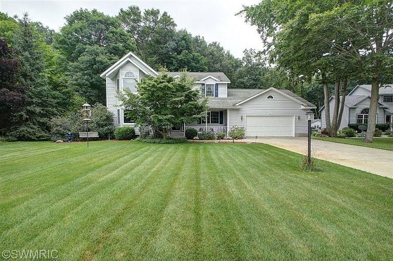 1st image of 4637 Doug Dr