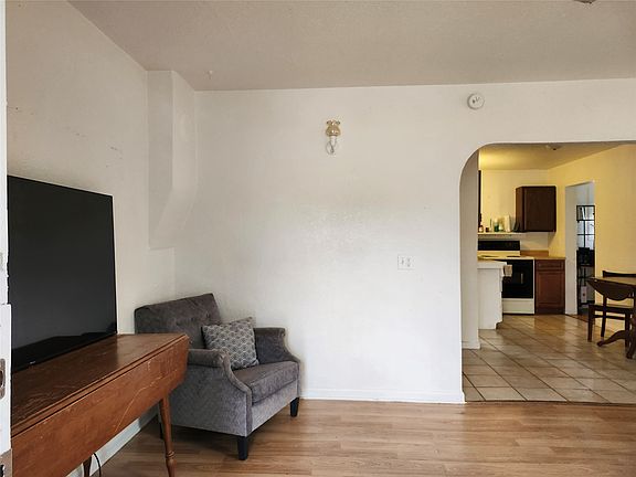 2nd image of 120 D St