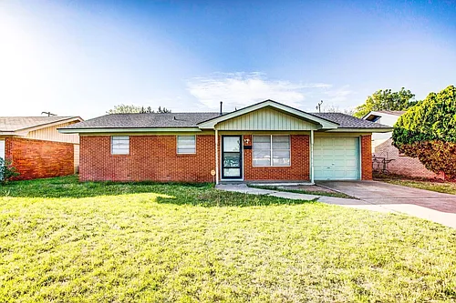 5455 6th Pl Photo 1