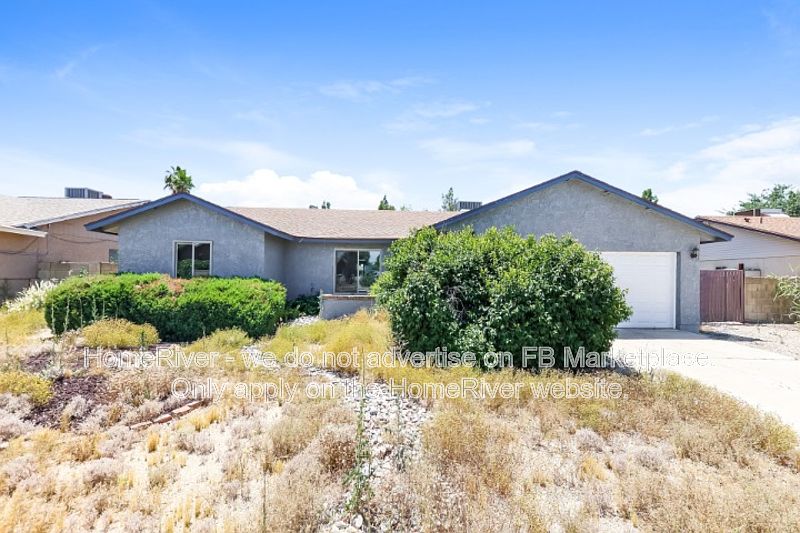 1st image of 4309 W Poinsettia Dr