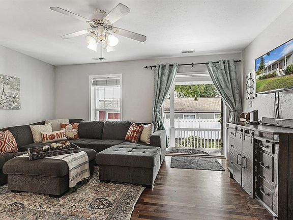 4th image of 2133 11th St
