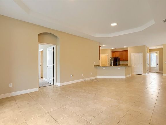 4th image of 12690 VANDER WAY