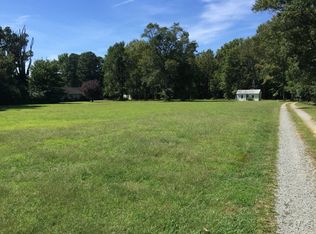 4212 Pittmans Dr, Irvington, VA 22480