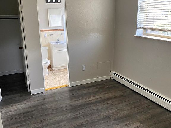 4th image of 1393 Jamaica St Unit 8
