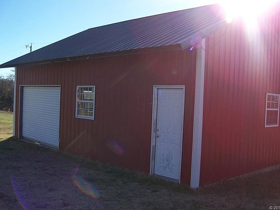 2nd image of 543 Wayside Dr