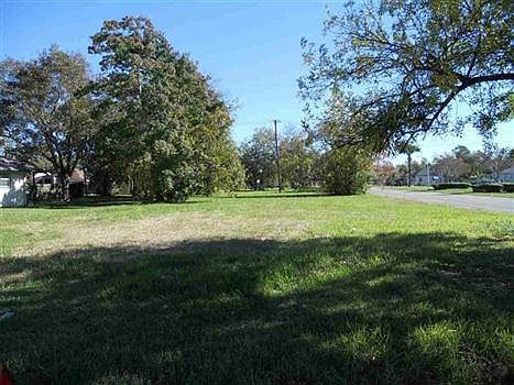 1st image of 820 Woodworth Blvd