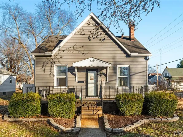 420 S Walnut St, Trenton, IL 62293